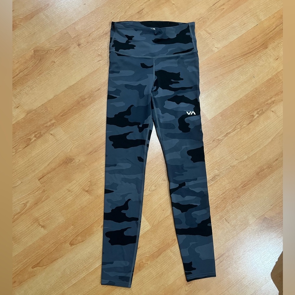 RVCA Women’s Camouflage Leggings. Brand new condition.